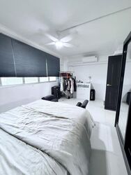 Blk 410 Jurong West Street 42 (Jurong West), HDB Executive #606994361